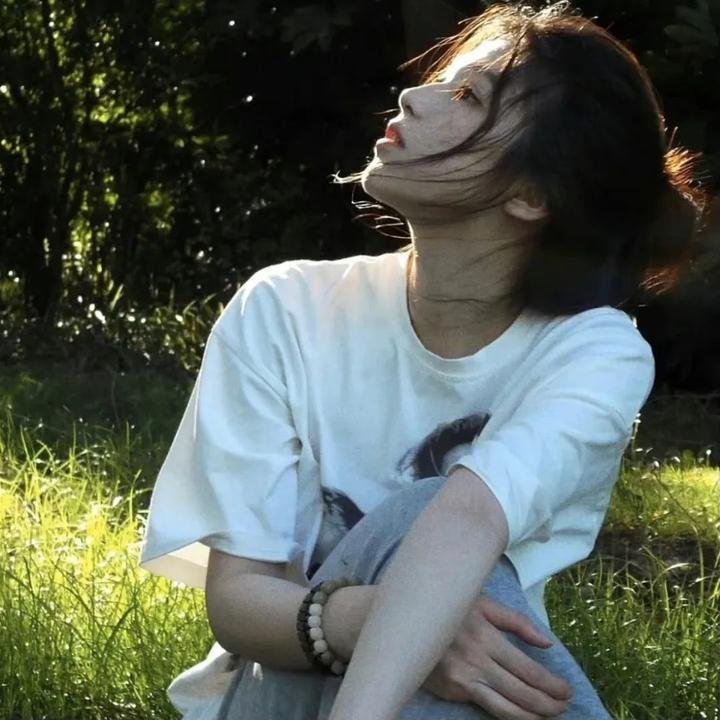 警花变色龙